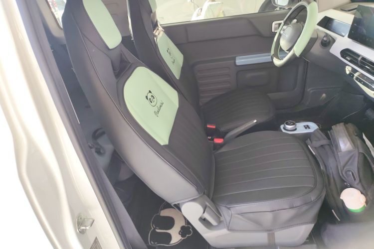 吉利银河 2024款 熊猫mini 200km 耐力熊局部细节41