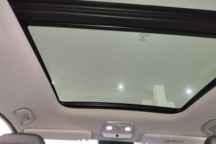 蔚来ES8 2020款 580KM 七座版中控内饰22