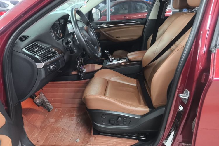 宝马X6 2013款 xDrive35i中控内饰19