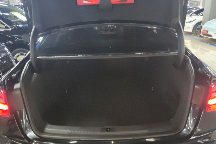 奥迪A6L 2015款 TFSI 百万纪念智领型局部细节23