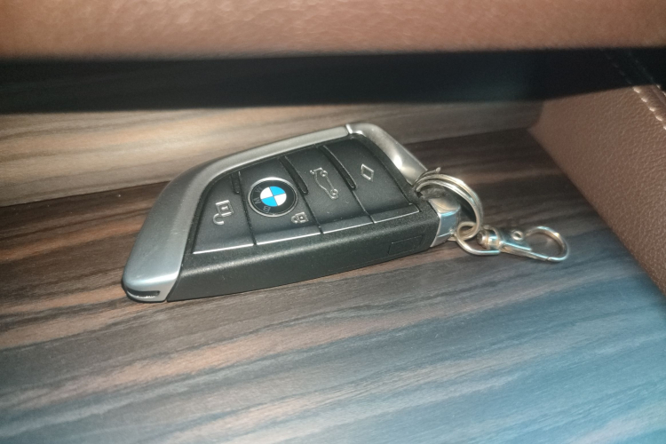 宝马5系 2020款 530Li 领先型 豪华套装中控内饰11