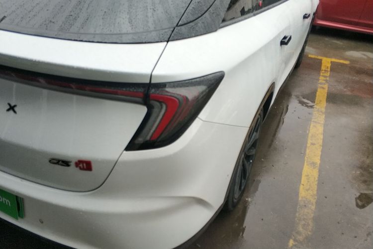 ARCFOX极狐 极狐 阿尔法S(ARCFOX αS) 2023款 先行版车身外观9