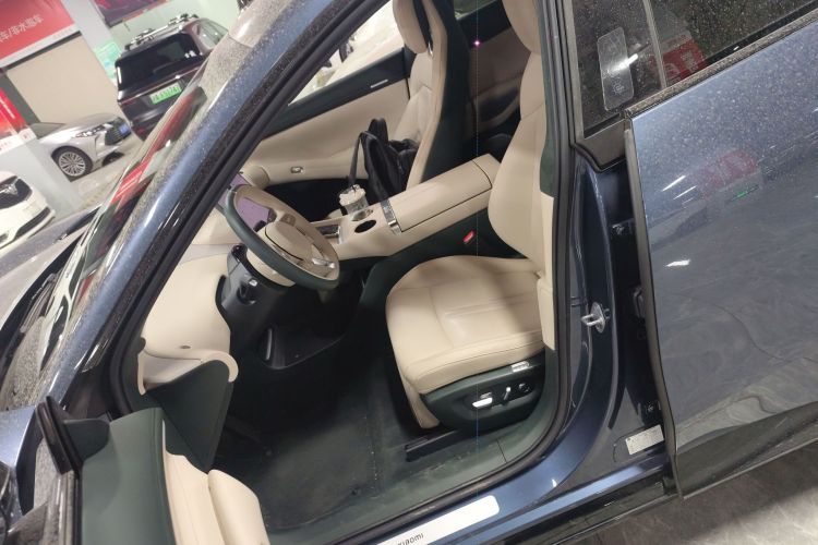 小米汽车 小米YU7 2025款 超长续航高性能四驱Max版局部细节19