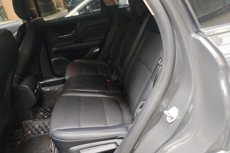 林肯 冒险家 2023款 2.0T 两驱尊享版中控内饰7004