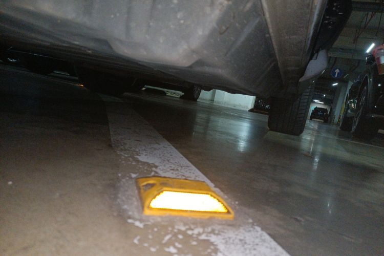 比亚迪 宋Pro新能源 2019款 DM 1.5T 四驱性能版豪华型局部细节9004