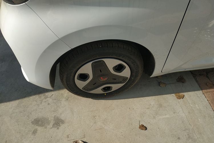 五菱汽车 五菱之光新能源 2025款 305km 进取型车身外观6007