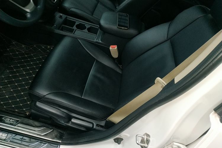 本田CR-V 2016款 2.0L 两驱经典版中控内饰19