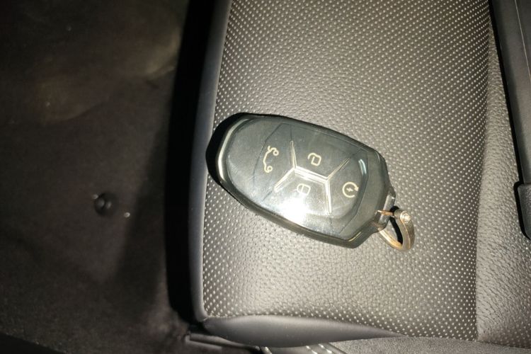 领克03 2022款 1.5TD DCT劲Pro中控内饰11