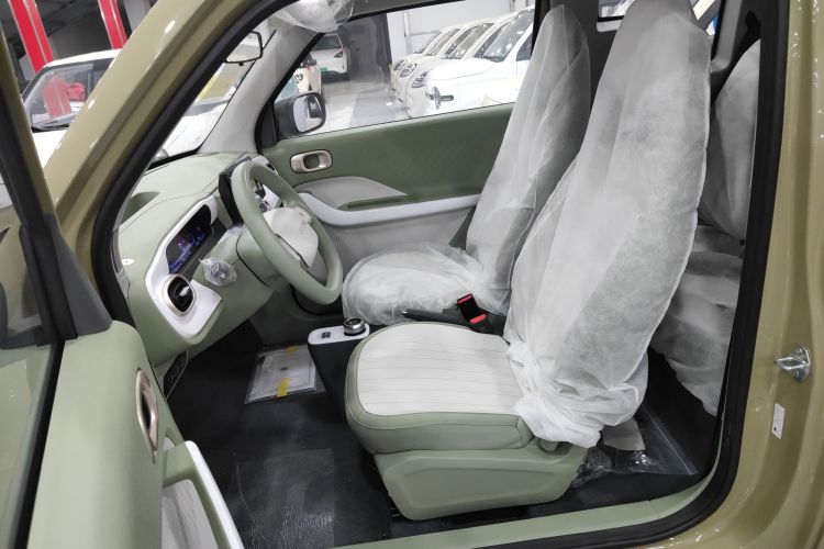 吉利银河 2025款 210km 熊猫骑士局部细节19