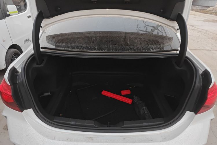 宝马1系 2022款 120i M运动曜夜版局部细节23