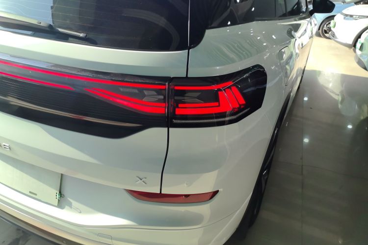 大众 ID.6 X 2023款 升级款 纯净长续航版车身外观9