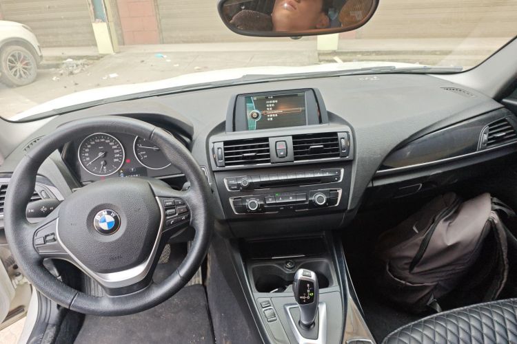 宝马1系(进口) 2013款 改款 116i 领先型中控内饰12