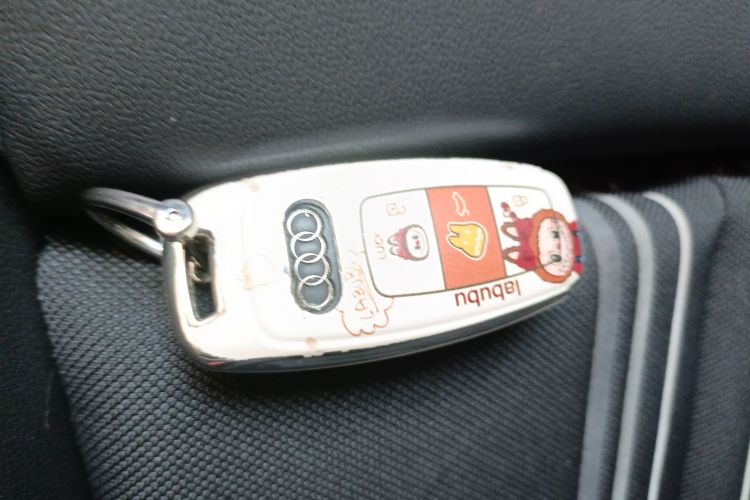 奥迪A3 2021款 Sportback 35 TFSI 时尚运动型中控内饰7001