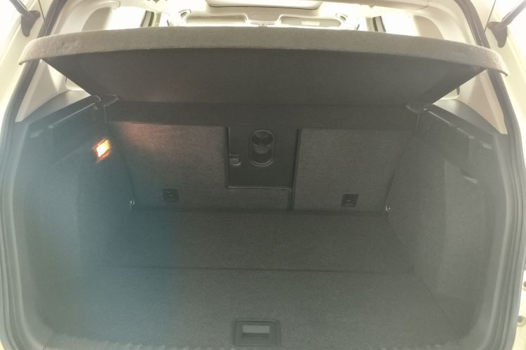 大众 途观 2015款 1.8TSI 自动两驱豪华型机舱底盘23