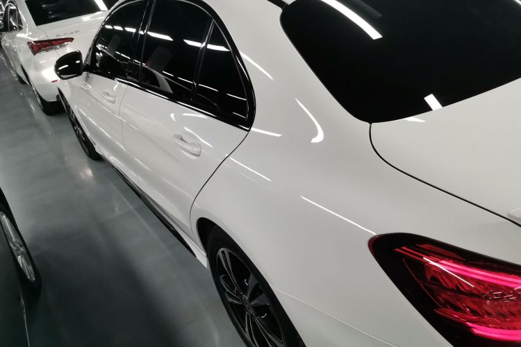 奔驰C级 2019款 C 260 运动版车身外观6003