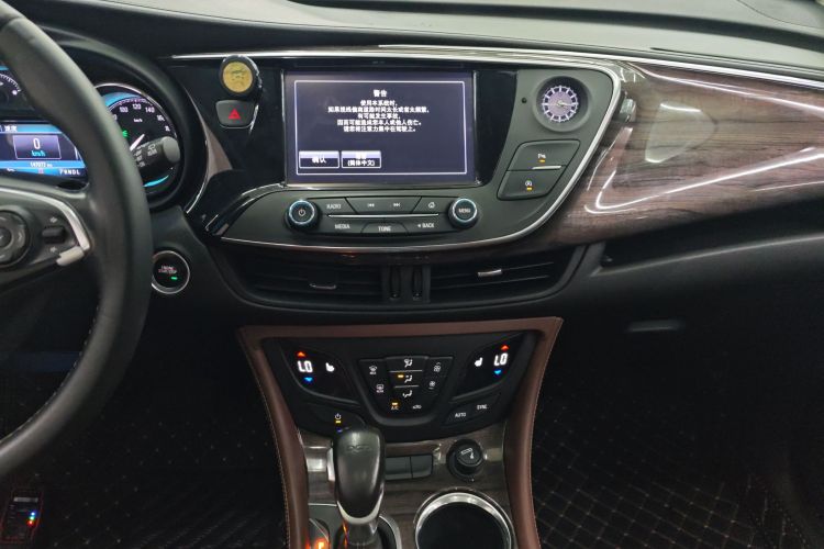 别克 昂科威 2017款 20T 两驱精英型中控内饰16