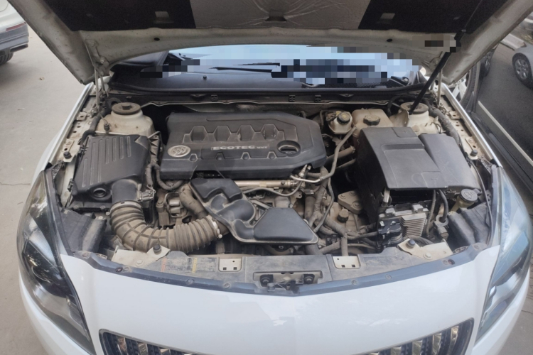 别克 君威 2015款 2.0L 精英时尚型局部细节24