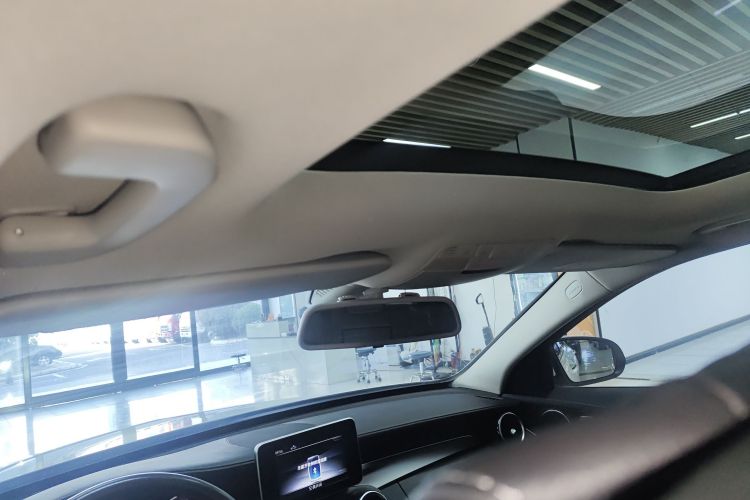 奔驰C级 2018款 C 200 L 运动版局部细节22