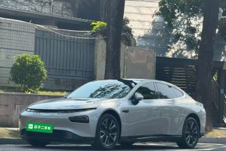 小鹏P7 2022款 670E+