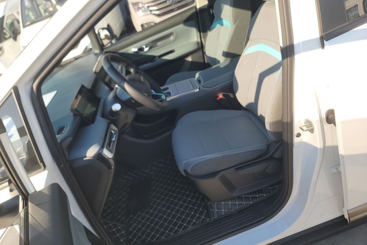 埃安 AION Y 2025款 Plus 510 乐享版 58.9kWh局部细节19