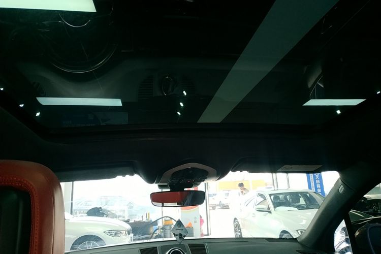 保时捷 2021款 Macan 2.0T中控内饰22