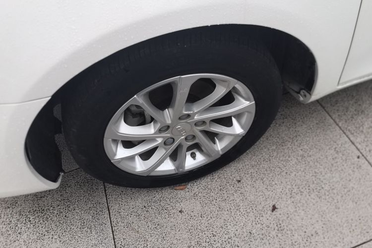 吉利汽车 帝豪 2021款 UP 1.5L CVT豪华型车身外观6001