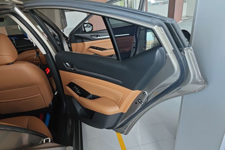 日产 天籁 2022款 2.0L XL-TLS 悦享版中控内饰7006