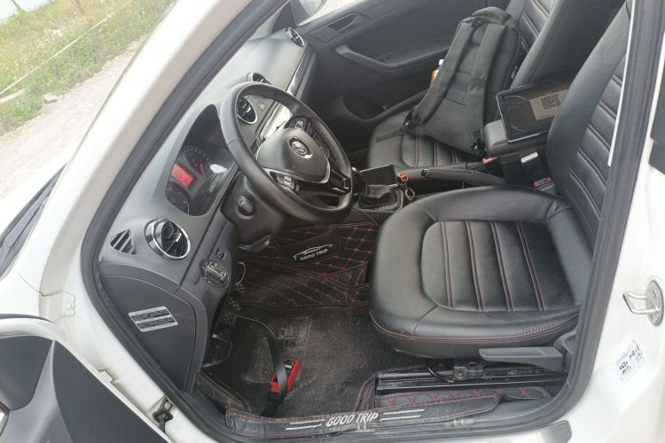 大众 捷达 2017款 1.5L 自动时尚型中控内饰19