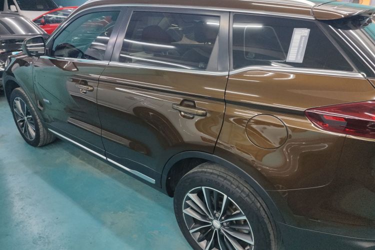 吉利汽车 博越 2018款 1.8TD 自动两驱智尊型4G互联版车身外观4