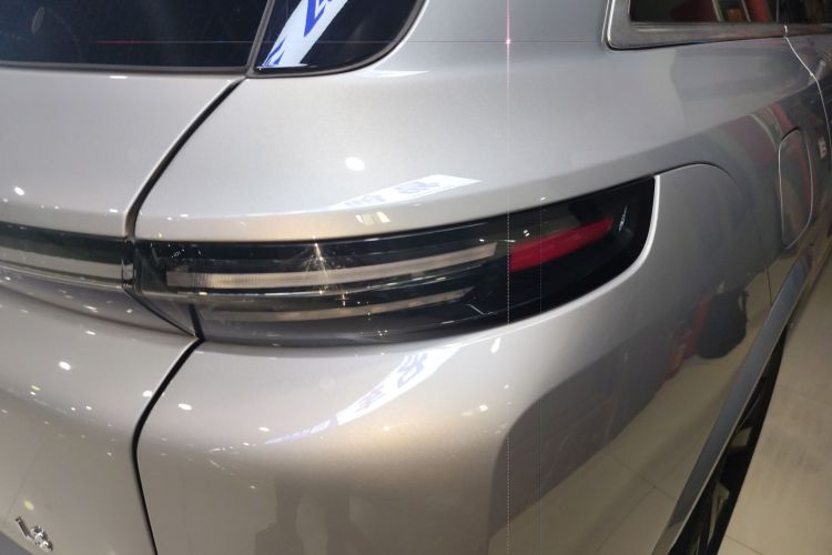 理想汽车 理想L8 2023款 Pro车身外观6001