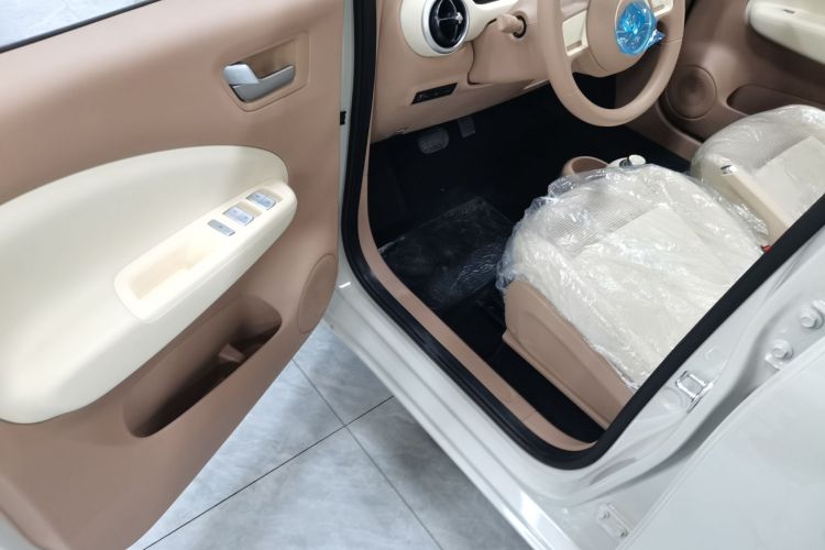 五菱汽车 宏光MINIEV 2025款 四门版 进阶款中控内饰20