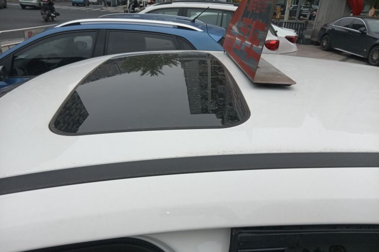 福特 福克斯 2020款 两厢经典 1.5L 自动风尚型局部细节57