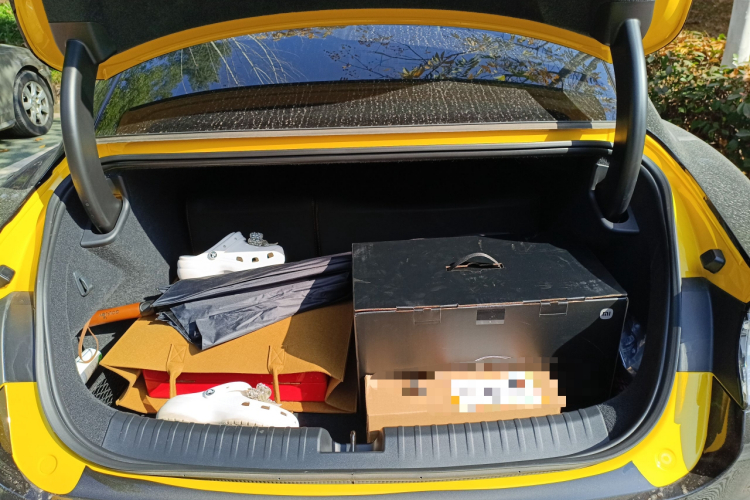 小米汽车 小米SU7 Ultra 2025款 Ultra中控内饰23