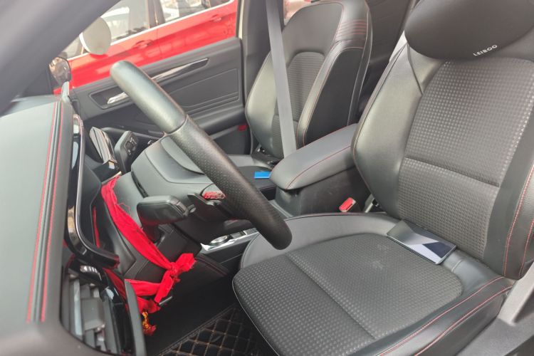 福特 福克斯 2021款 三厢 EcoBoost 180 自动ST Line中控内饰19