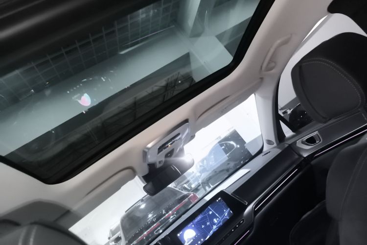 红旗H9 2024款 2.0T 旗享 私享风尚版局部细节22