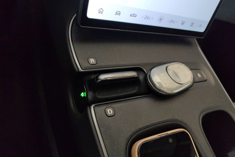 蔚来ET5 2024款 75kWh中控内饰18