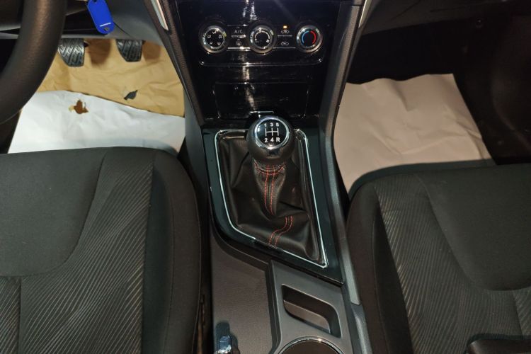 启辰D60 2020款 1.6L Entry 手动舒享版局部细节18