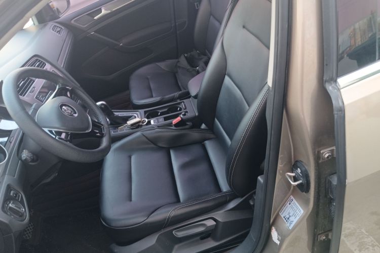 大众 高尔夫 2015款 1.6L 自动舒适型中控内饰19