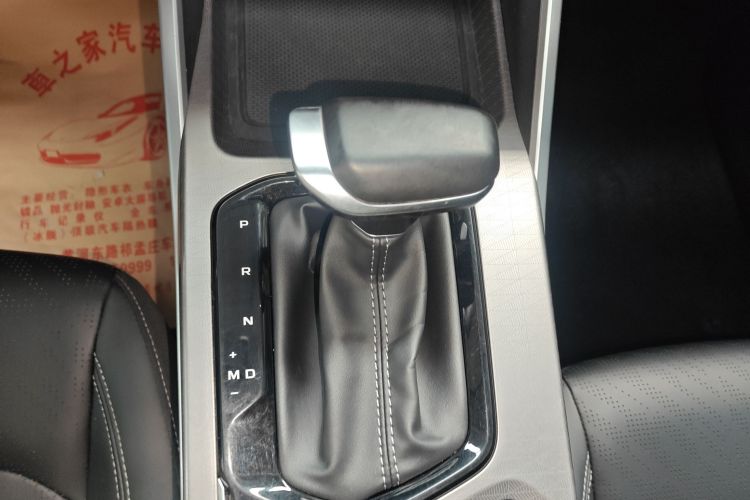 吉利汽车 帝豪 2023款 第4代冠军版 1.5L CVT豪华型中控内饰18