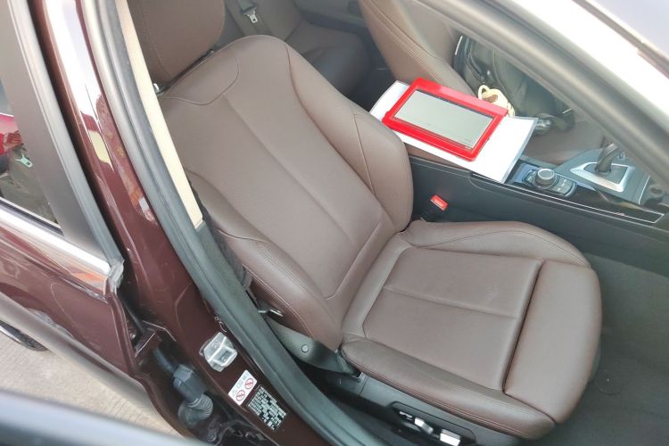 宝马3系 2018款 320Li 时尚型局部细节41