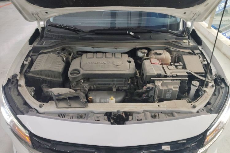 雪佛兰 科鲁泽 2023款 1.5L 双离合乐享版机舱底盘24