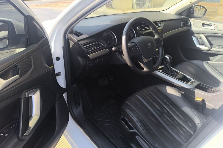 标致408 2020款 360THP 十周年质臻版中控内饰20