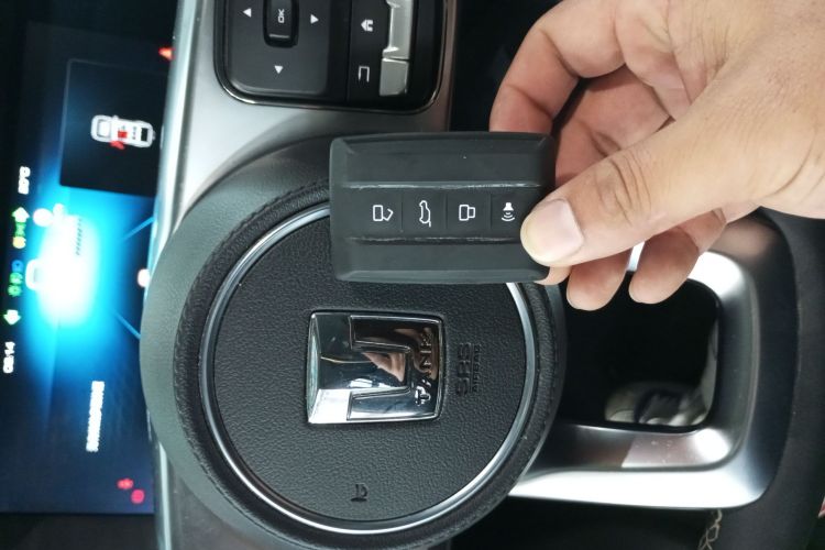 坦克300 2023款 城市版 2.0T 很有型中控内饰11