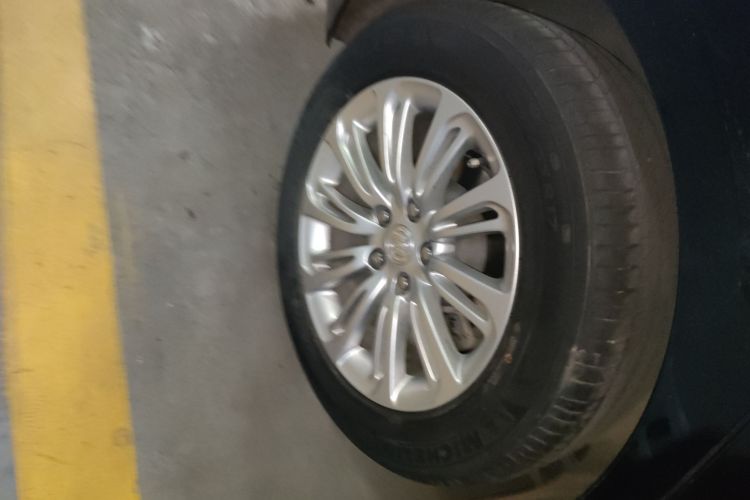 别克 君越 2018款 30H 精英型车身外观6008