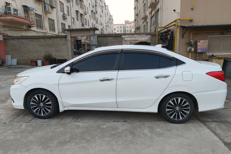 本田 凌派 2015款 1.8L 自动豪华版车身外观4