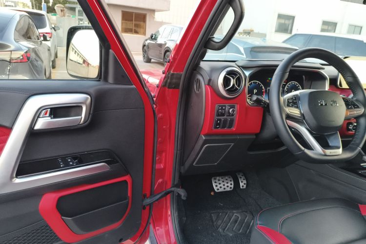 北京BJ40 2020款 2.0T 自动四驱致敬2020版侠客型中控内饰7003