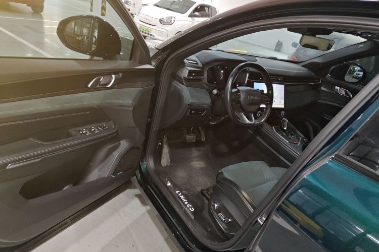 领克05 2023款 2.0TD 两驱耀Pro中控内饰20