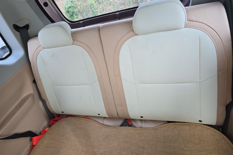 吉利银河 2023款 熊猫mini 200km 耐力熊中控内饰21