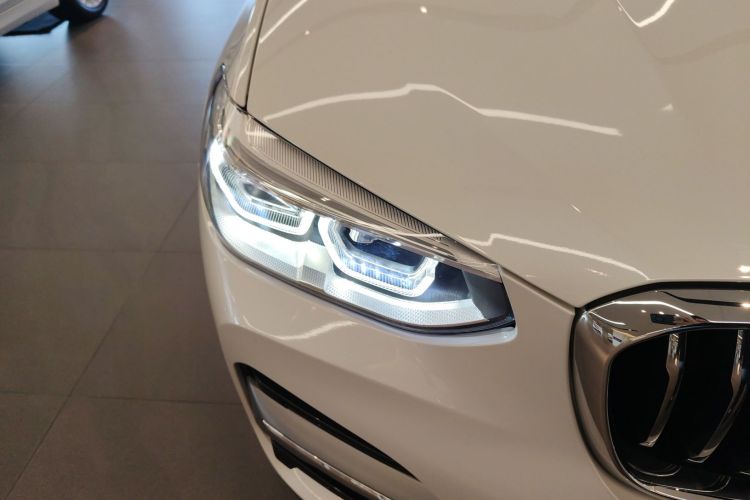 宝马X3 2020款 xDrive28i 豪华套装车身外观8