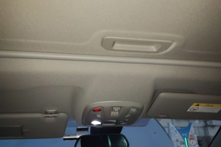 标致408 2022款 1.6T 逐梦版中控内饰22